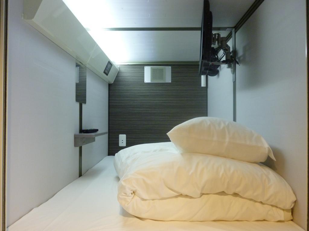 Capsule Resort Kyoto Square Экстерьер фото