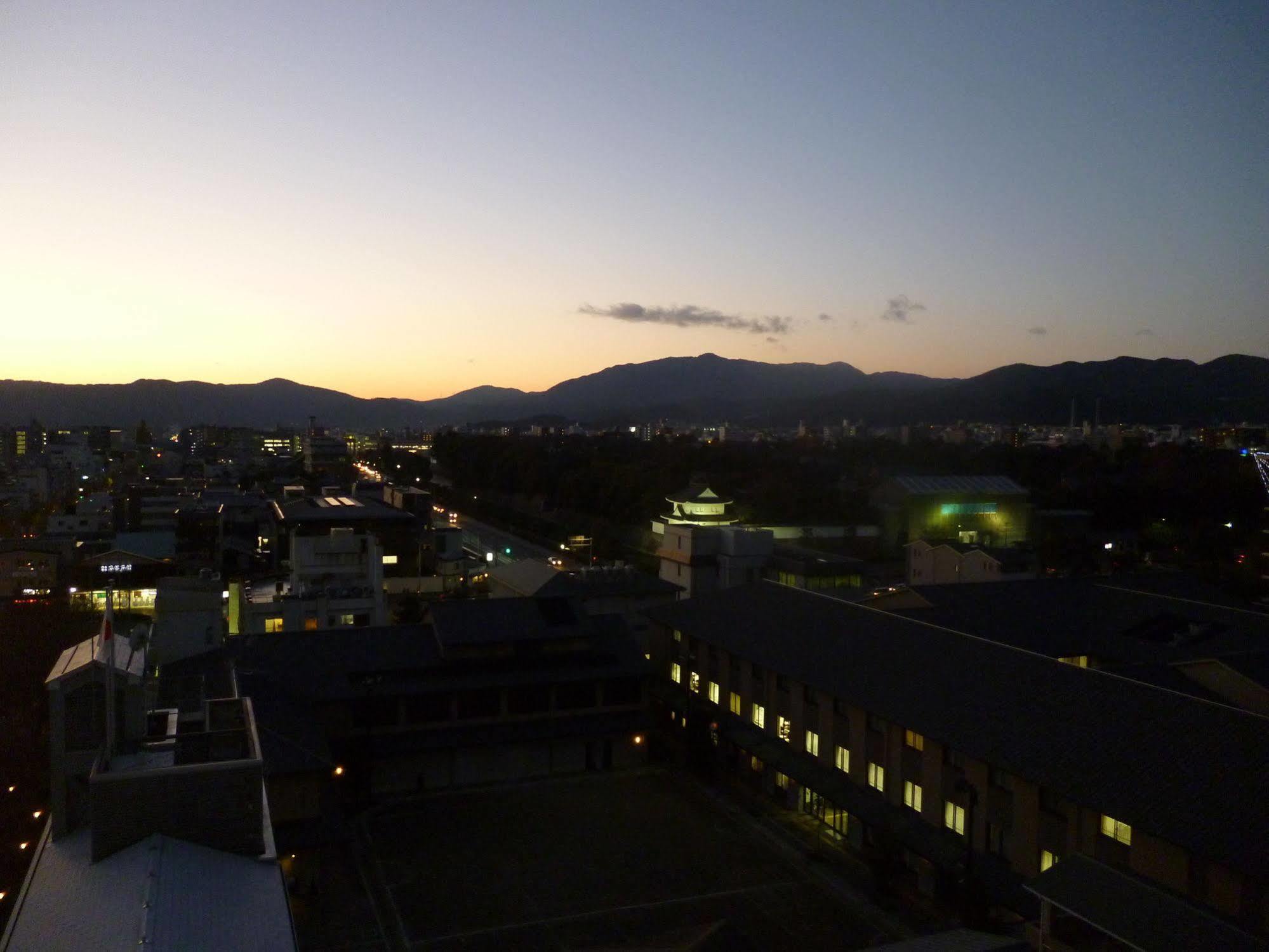 Capsule Resort Kyoto Square Экстерьер фото
